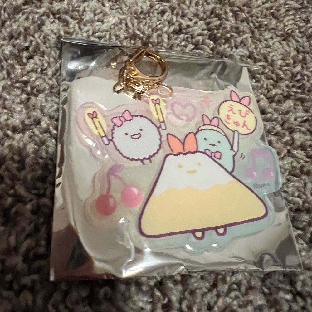 Brand new Sumikko Gurashi keychain